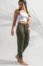 Load image into Gallery viewer, Hannah Loose Pants (Olive Green)
