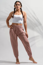 Load image into Gallery viewer, Hannah Loose Pants (Pink)
