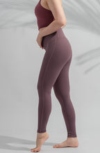 Load image into Gallery viewer, Xora Leggings (Dirty Plum)
