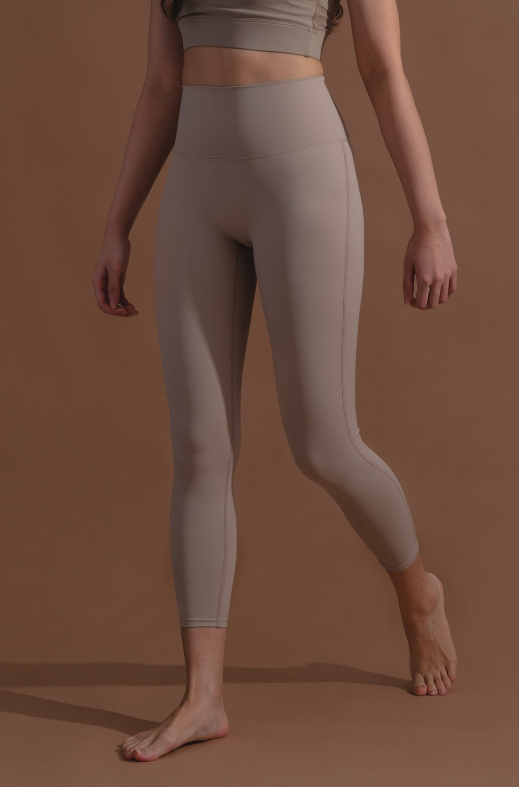 Nora Leggings (Almond Latte)